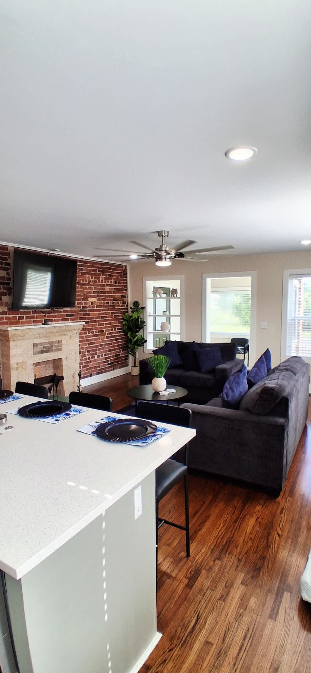 Xscapecation Oasis III — photo 2